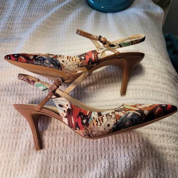 NINE WEST MULTICOLOR MARGOT BUTTERFLY PRINT SLING BACK SHOE - Picture 3 of 16